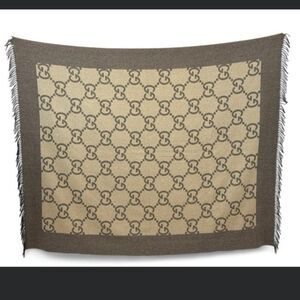 Gucci GG Monogram Wool Cashmere Blend Throw Blanket – Beige & Brown